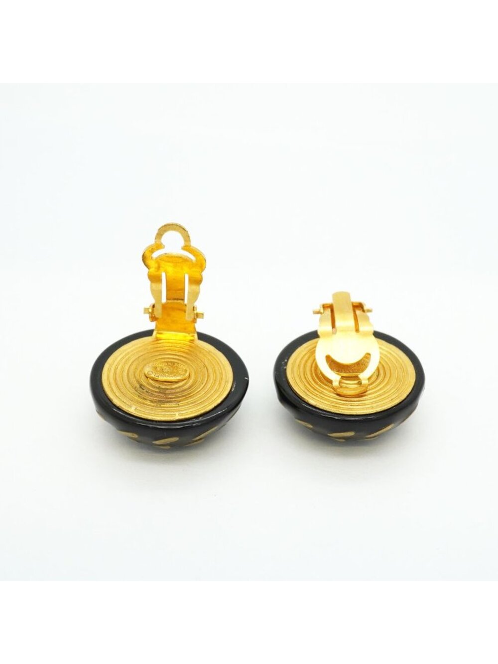 Chanel Earrings Vintage CC Logo Gold Plated Black - Picture 3 of 7